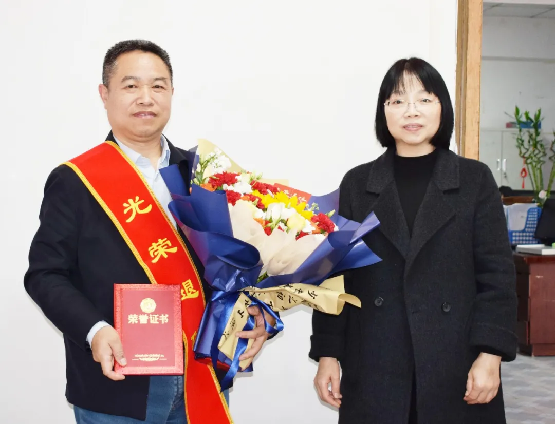 把最好的祝福，送给我们最敬爱的符老师