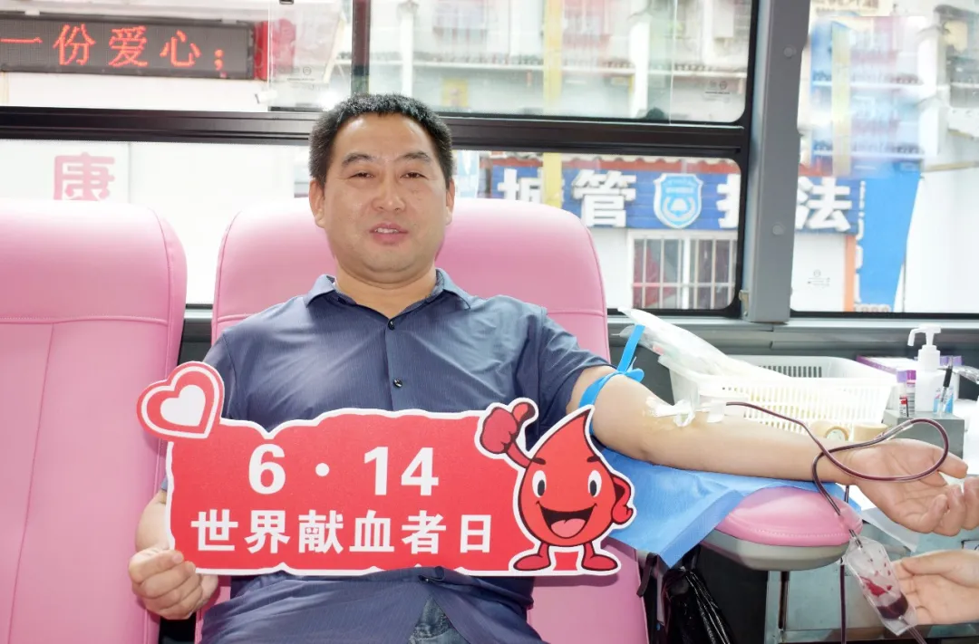 热血传大爱！松桃这位金奖追梦医师，再献赤诚暖桃城 关爱您健康的 松桃县民族中医院     2026年6月13日 17:47